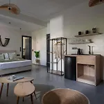 公寓 Nuovo Suites-central With Private Parking