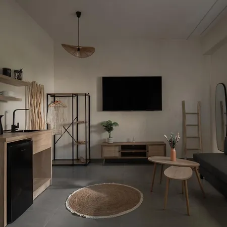 Nuovo Suites-central With Private Parking