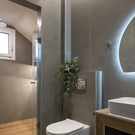 Nuovo Suites-central With Private Parking Neos Marmaras