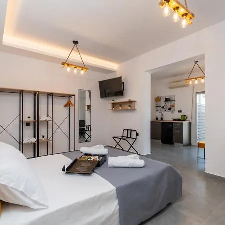 Nuovo Suites-central With Private Parking Апартаменты Неос-Мармарас
