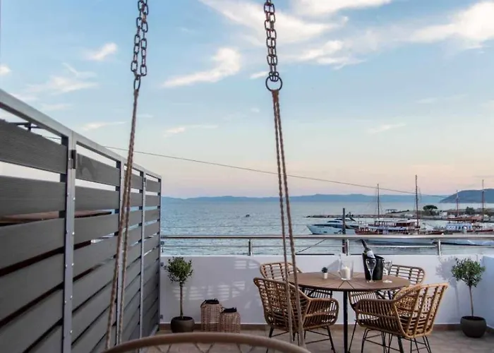 Nuovo Néos Marmarás