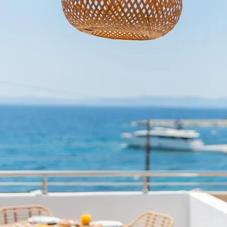 Nuovo Suites-central With Private Parking Neos Marmaras