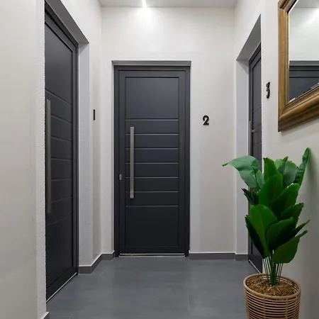 Nuovo Suites-central With Private Parking Neos Marmaras