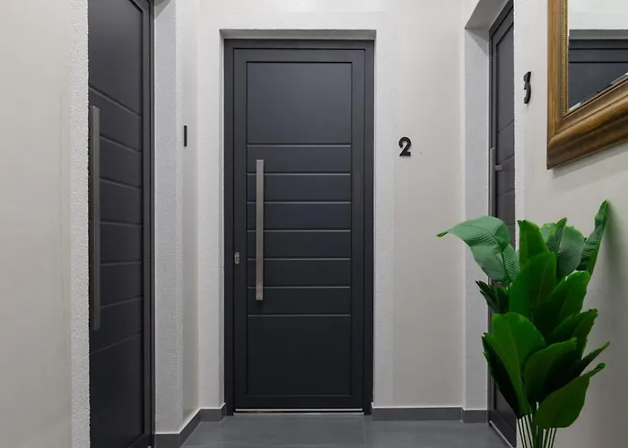 Nuovo Suites-central With Private Parking Неос-Мармарас