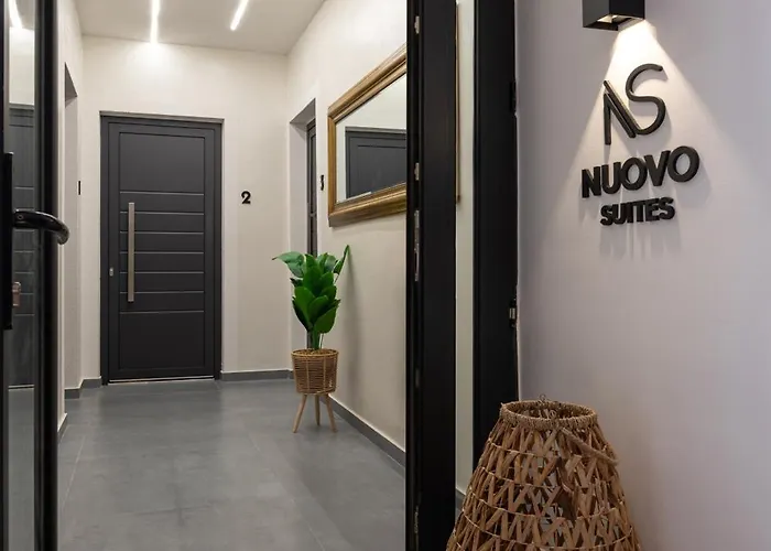 Апартаменты Nuovo Suites-central With Private Parking