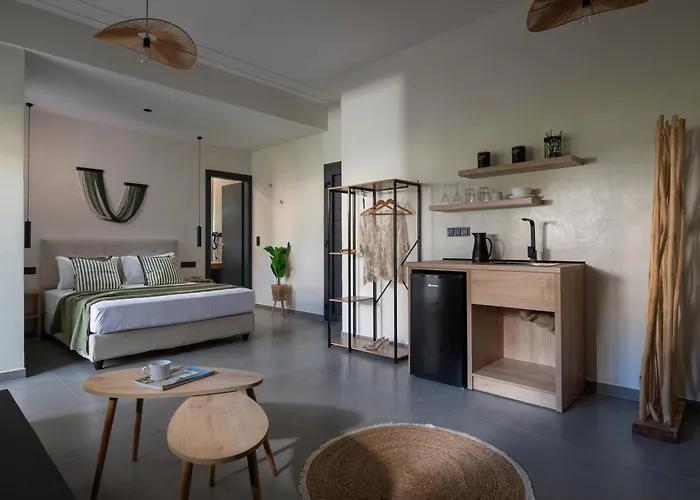 Апартаменты Nuovo Suites-central With Private Parking